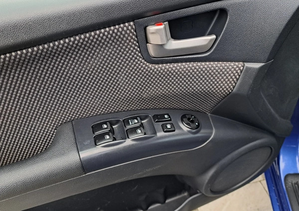 Kia Sportage cena 21900 przebieg: 165215, rok produkcji 2005 z Tarnów małe 596